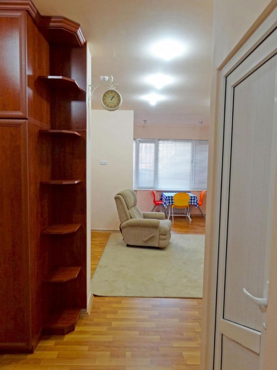 Apartment In The Center Of Yerevan By The Republic Square Extérieur photo